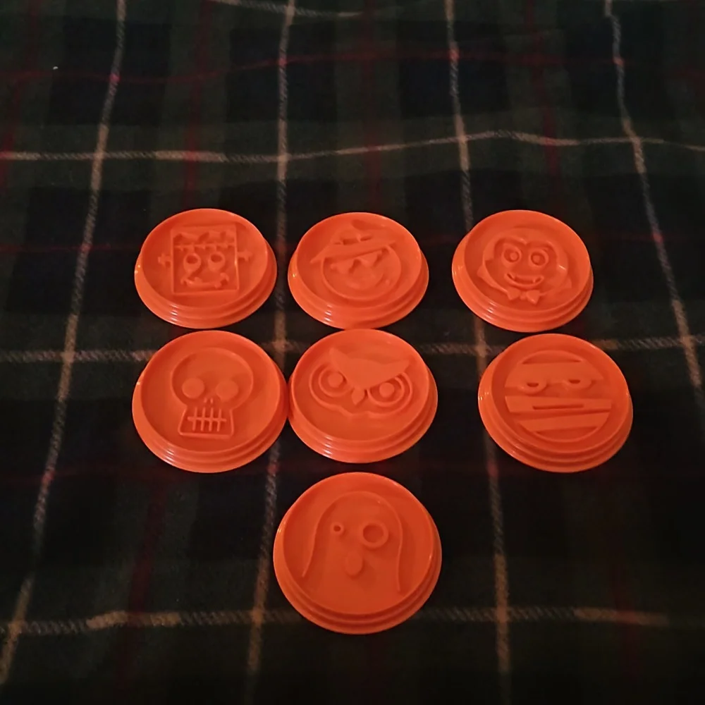 7 Piece Pampered Chef‎ Halloween Cookie Cutters